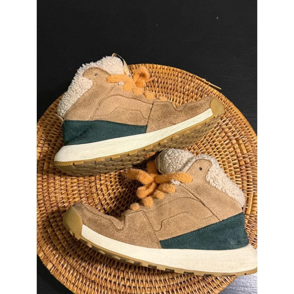 Timberland Delphiville bSuede Fleece Lined Sneaker Boots Tan Green Womens 7.5